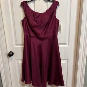 NWT-David’s Bridal Dress Sz 14